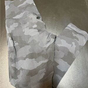 Lululemon Align Pant 31"
Heritage 365 Camo Deep Coal Multi